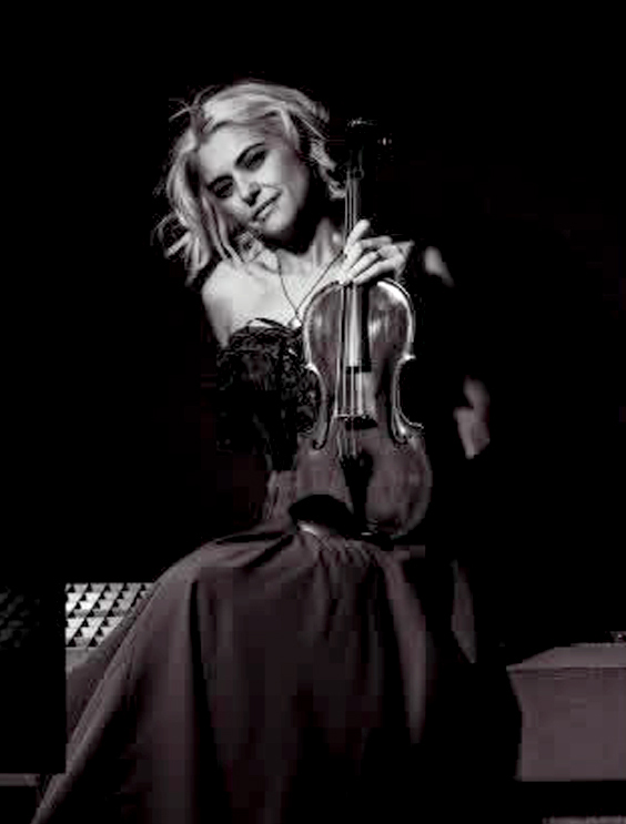 GOTHIC_IMMORTAL_VANESSA